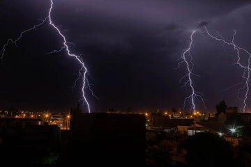 ¿Qué Hacer si Tú o Alguien más Sufre una Descarga Eléctrica?