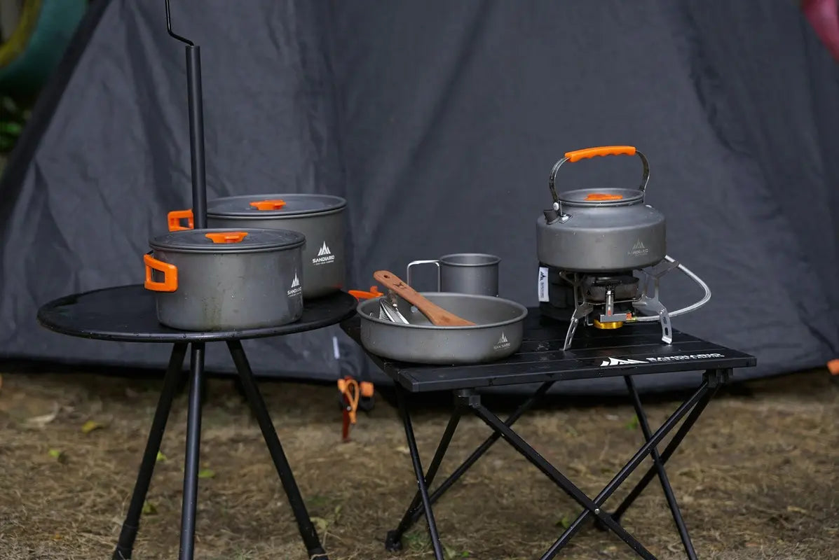 Cocina Ligera y Práctica para Campistas: ¿Qué Utensilios Llevar para Camping?